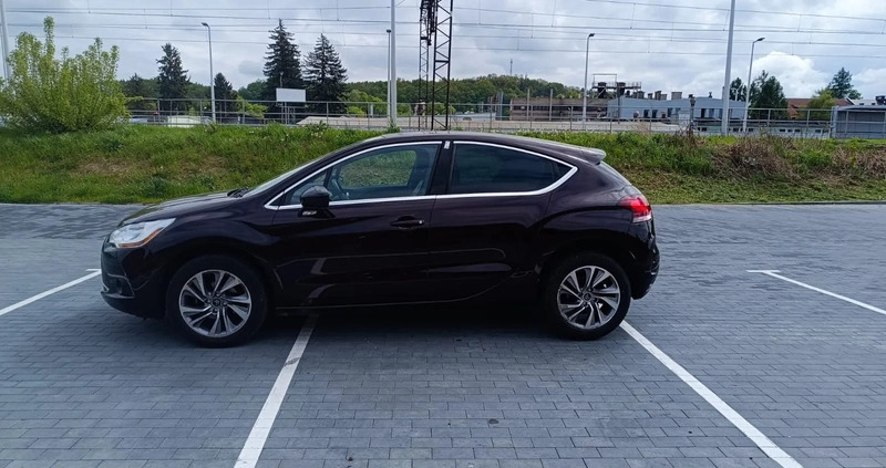 Citroen DS4 cena 33900 przebieg: 213010, rok produkcji 2014 z Gorlice małe 92